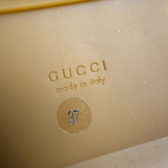 Gucci Blue Sandals with Elegant Design - Picture 11 of 13